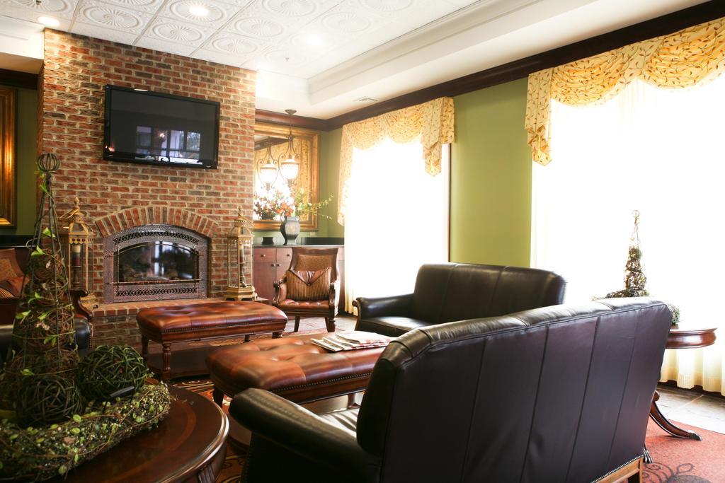 Main Street Inn بلاكسبورغ المظهر الخارجي الصورة